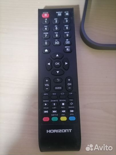Телевизор горизонт 32le7181D SMART