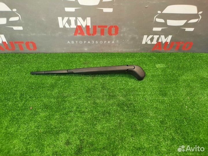 Поводок дворника заднего Ford Focus 2 хэтчбек 1.6