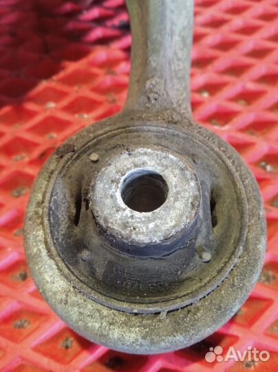 Рычаг передний правый Volkswagen Passat