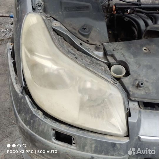 Фара правая Ситроен С5