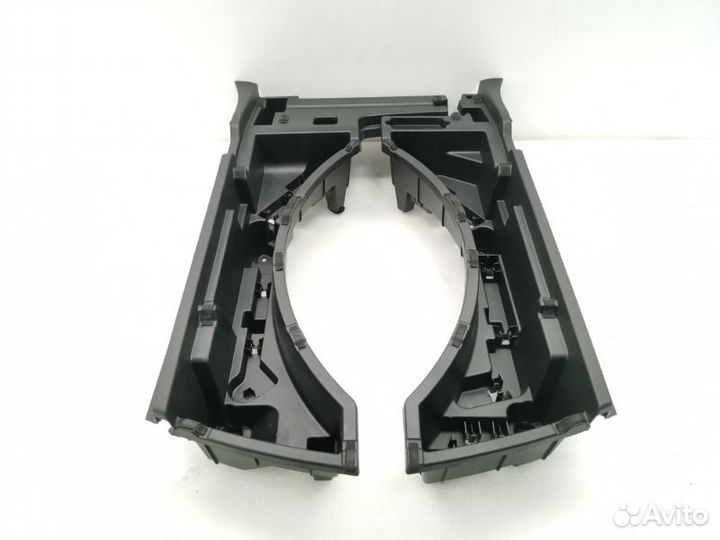 Ящик для инструментов задний Mazda Cx-7 1 2.3 2008