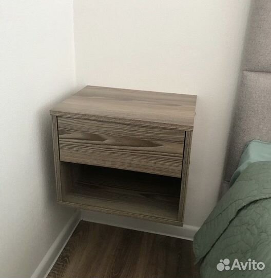 Тумба прикроватная