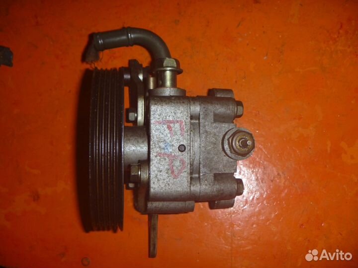 Насос гидроуселителя мазда FP, FS