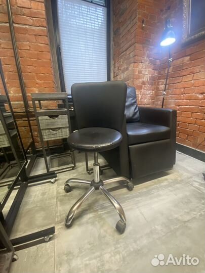 Мастер ногтевого сервиса