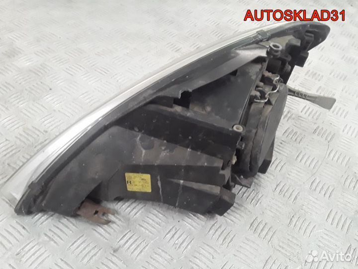 Фара правая Ford Galaxy 0301183202