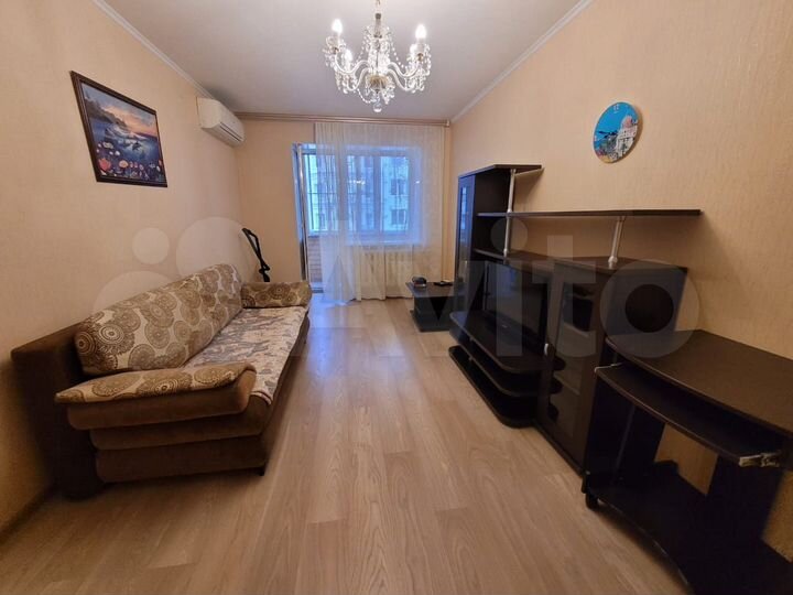 2-к. квартира, 60 м², 6/9 эт.