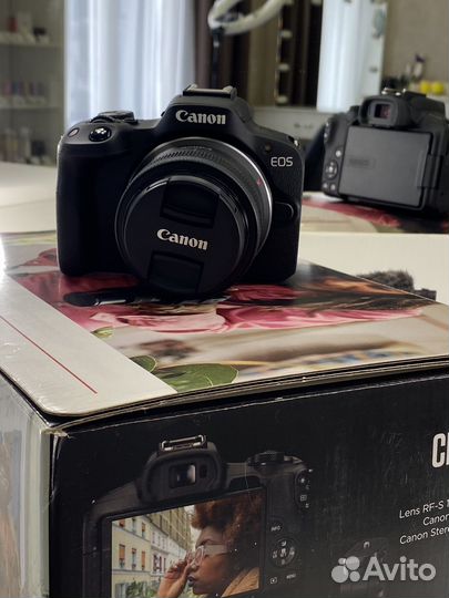 Фотоаппарат canon R50 kit