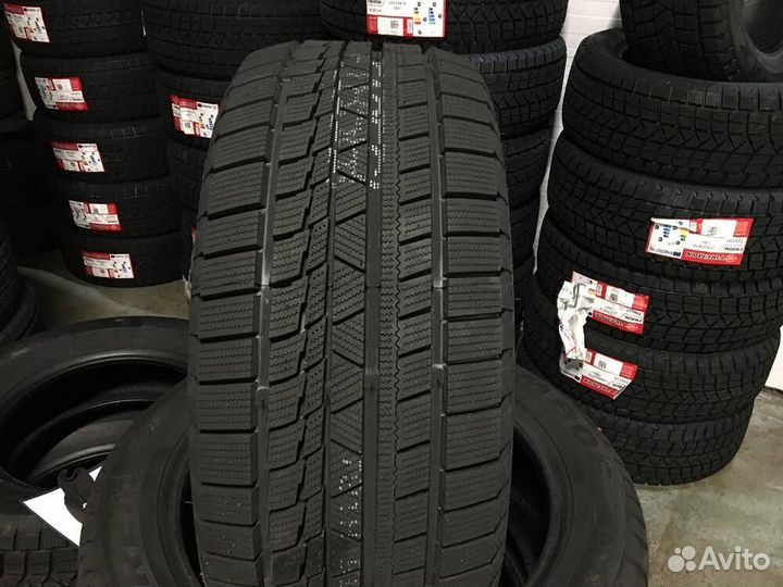 Firemax FM805 235/45 R18 98V