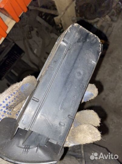 Пепельница ford focus