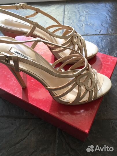 Босоножки Маскотт