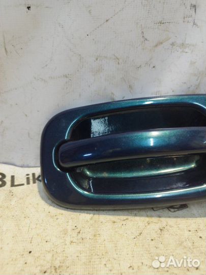 Ручка двери передняя правая Chevrolet Tahoe GMT840