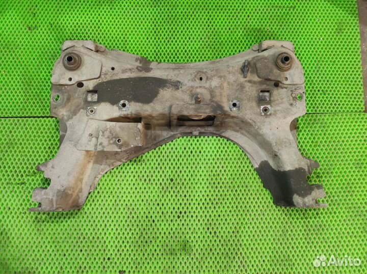 Подрамник Renault Megane 2