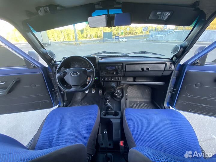 LADA 4x4 (Нива) 1.7 МТ, 2006, 119 000 км