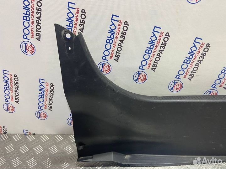 Накладка задней панели Toyota Camry V40