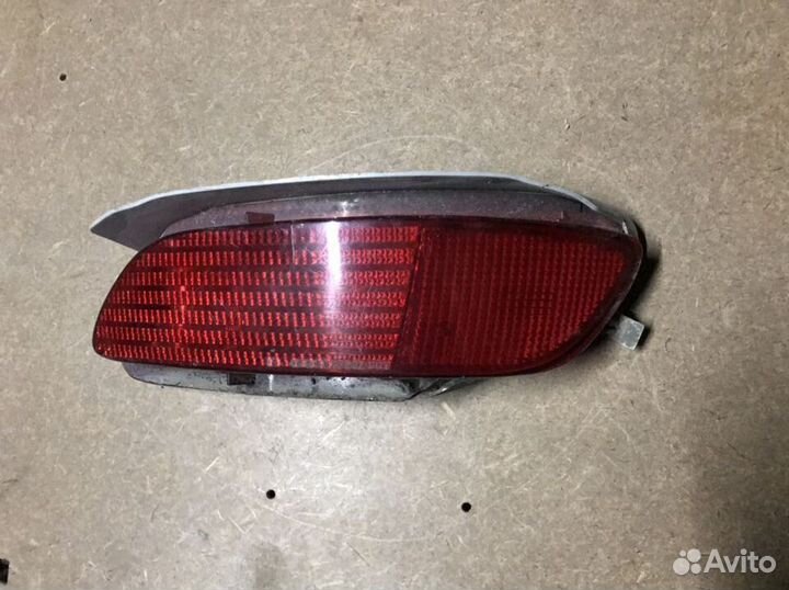 Lexus rx 350 задний правый фонарь в бампер