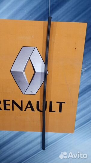 Уплотнитель перед проема двери LADA xray Прав