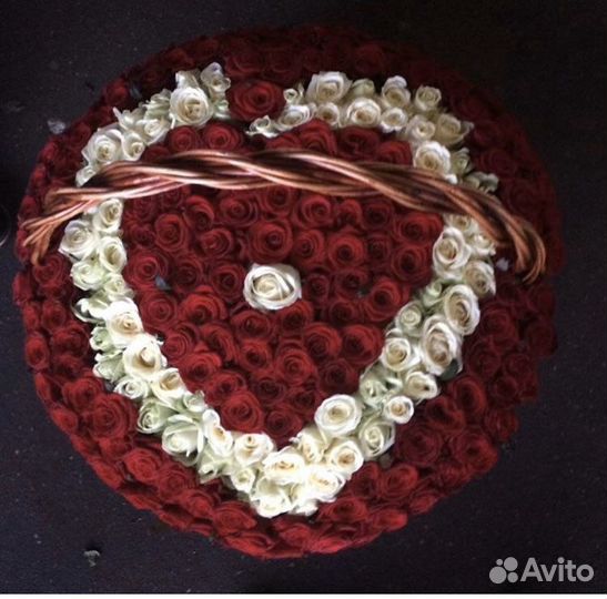 Корзина букет роз 151 штука