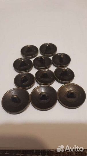 Пуговицы