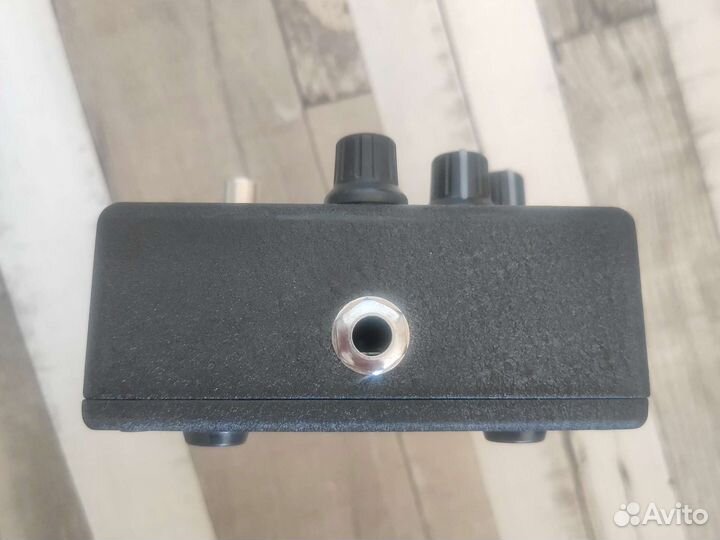 MXR M-188 bass auto Q гитарная педаль