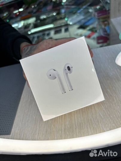 Airpods 2 серии