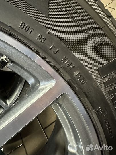 R20 Pirelli Scorpion Zero 275/50, PCD 5x130 DIA 84.1