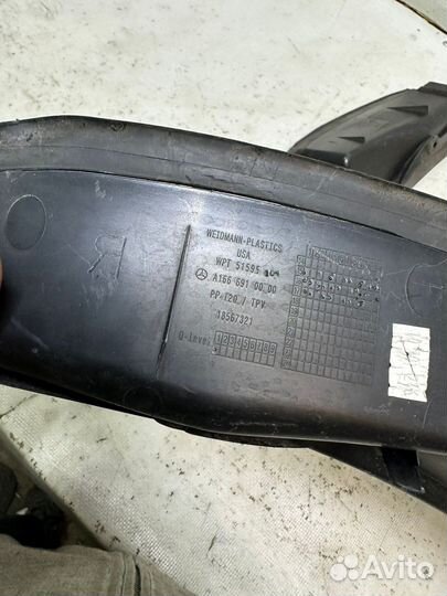 Обшивка багажника Mercedes Gle W166