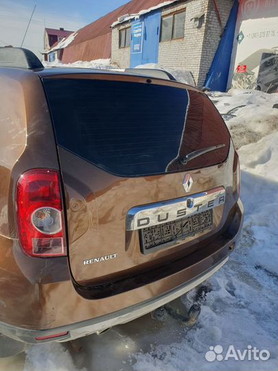 Renault duster дверь багажника