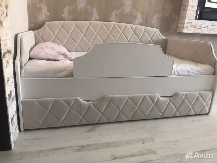 Детская кровать новая