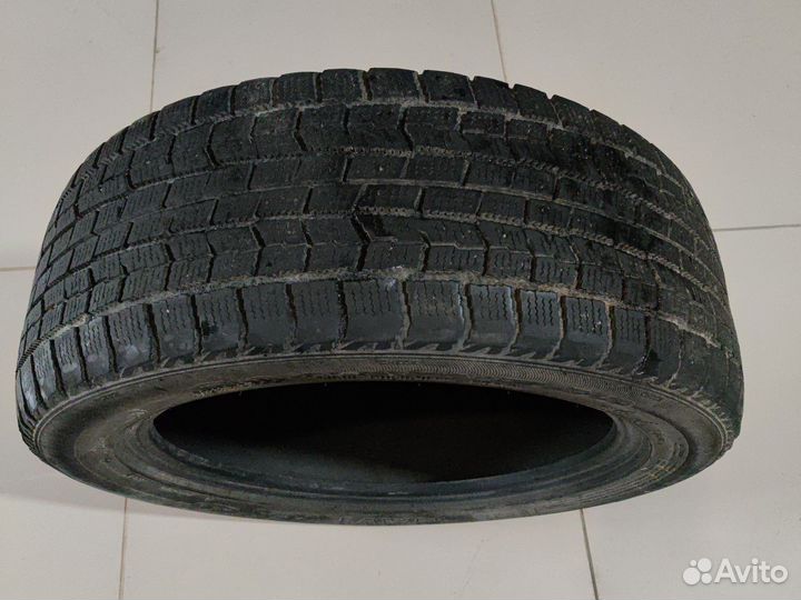 Goodyear UltraGrip Ice Navi Zea 215/55 R17 93Q