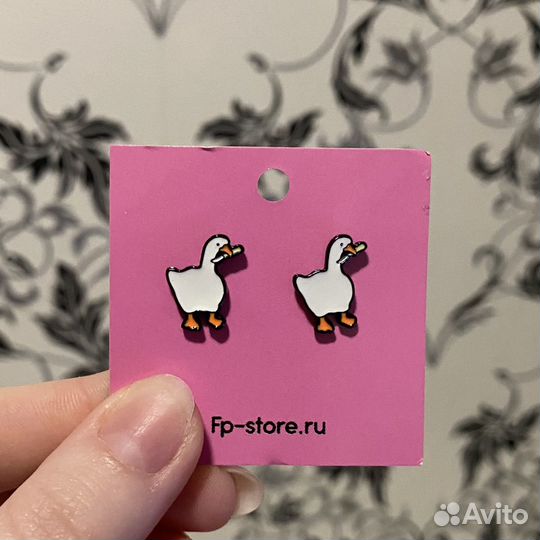 Серьги. Бижутерия. Гусь. Динозавр