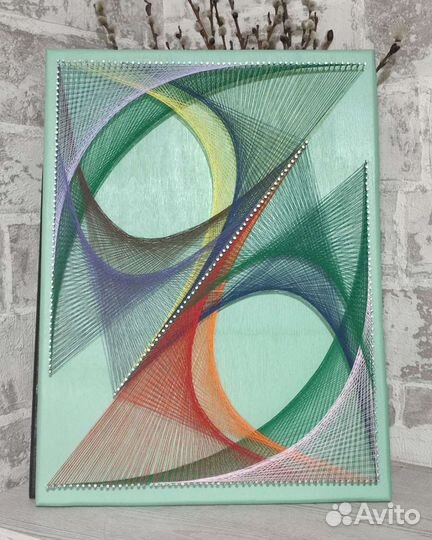 Картины из гвоздей и ниток