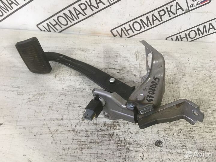 Педаль тормоза Hyundai Solaris седан