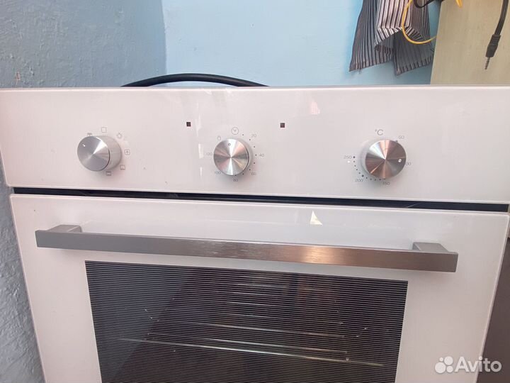 Духовой шкаф