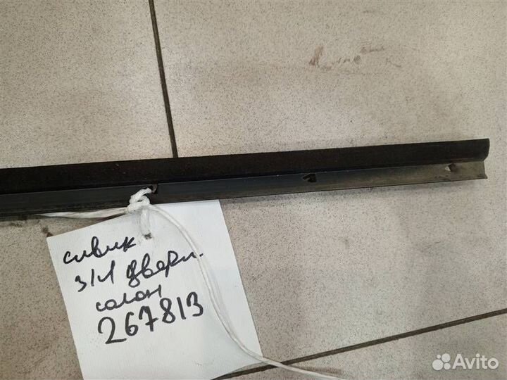 Уплотнитель стекла двери задней левой (бархотка в