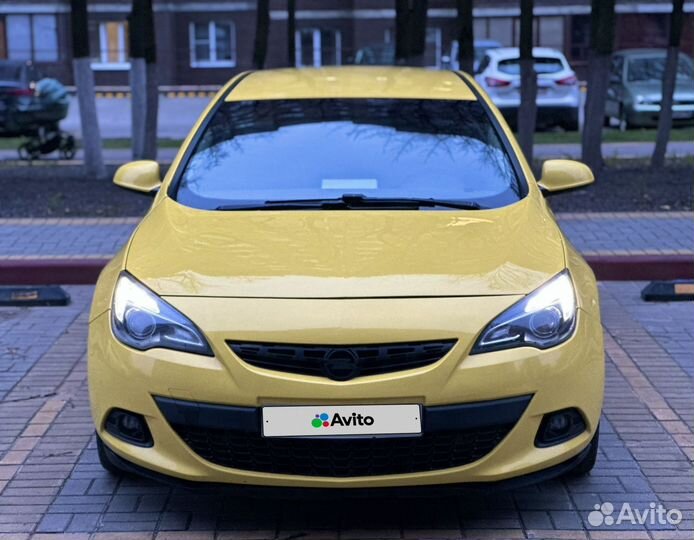 Opel Astra GTC 1.4 МТ, 2012, 200 000 км
