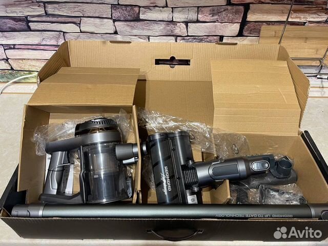 Запчасти пылесос Redmond RV-UR374