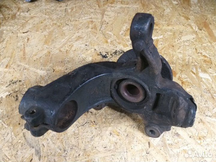 Кулак поворотный передний правый Ford Galaxy CD340