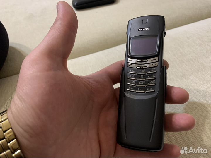 Nokia 8910i