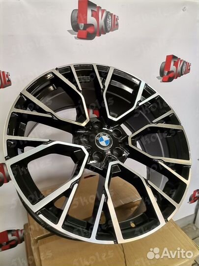 Литые диски на BMW X5 x6 X7 R22