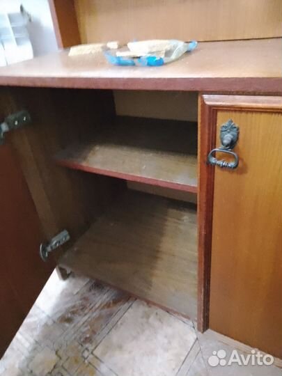 Трюмо с зеркалом