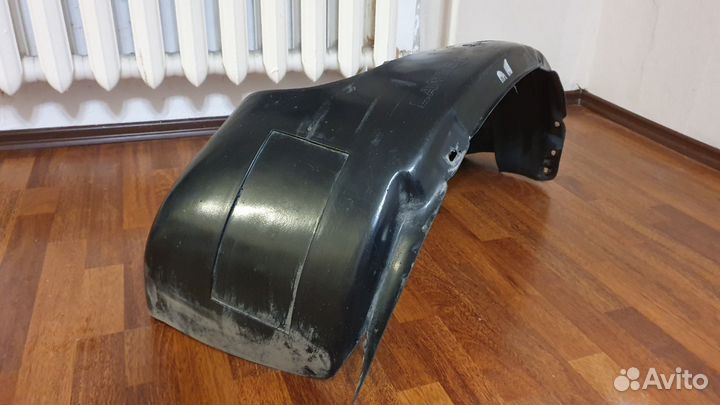 Подкрылок передний левый mitsubishi Lancer X