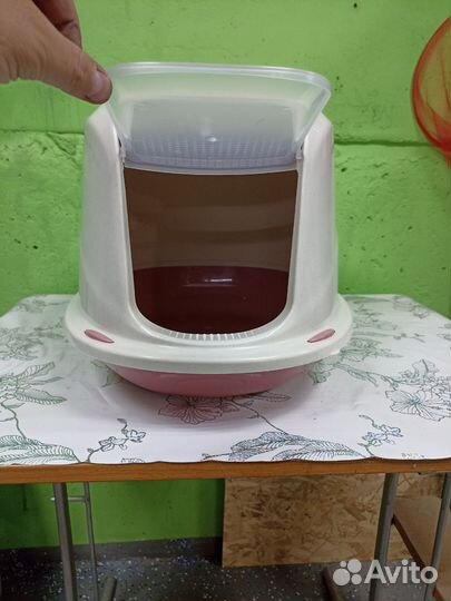Кошачий лоток закрытый