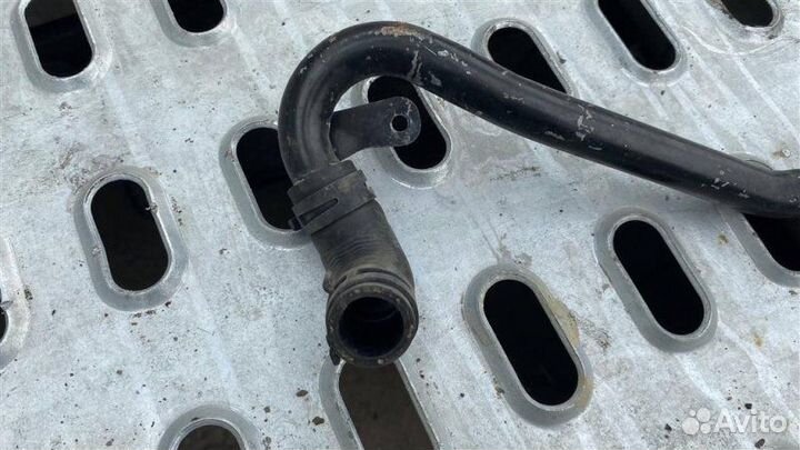 Трубка охлаждения Vw Passat B6