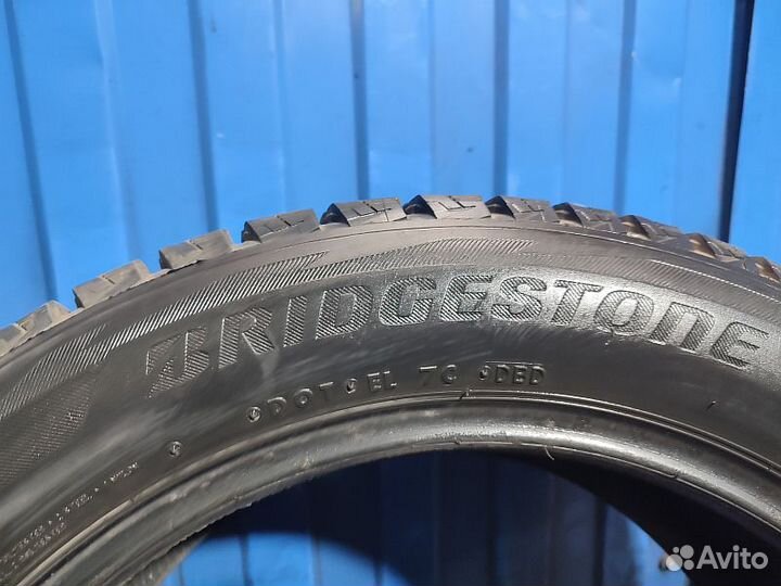 Bridgestone Blizzak DM-V2 235/55 R18