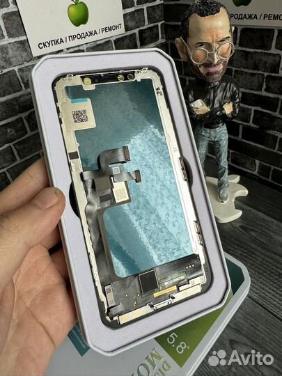 Дисплей iPhone X