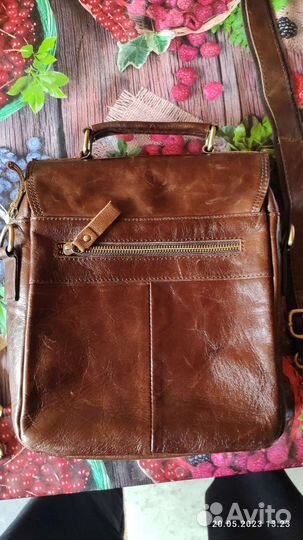 Мужская сумка через плечо кожаная