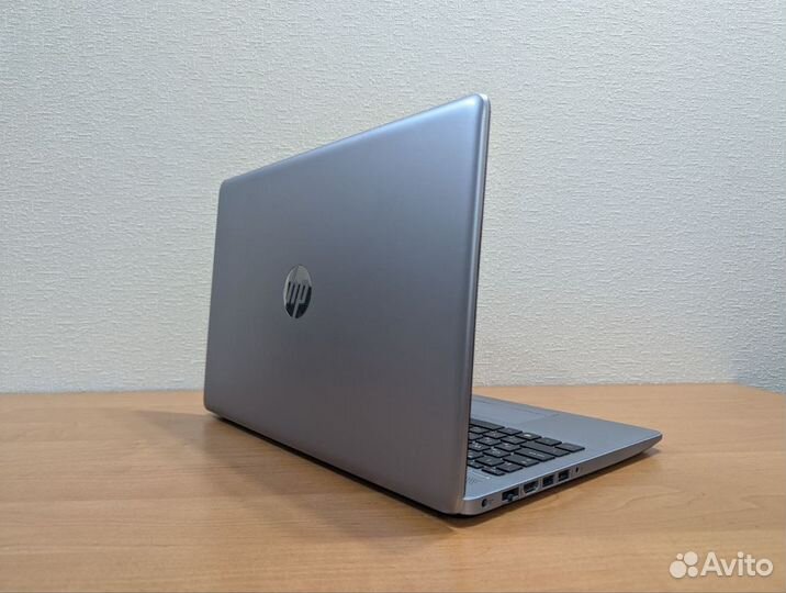 Ноутбук HP 250 g7 i5-8265u/8Gb/SSD M2 512Gb