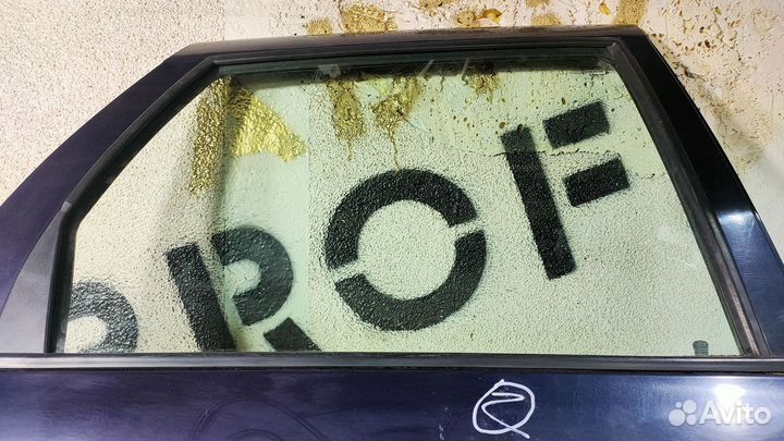Стекло задней правой двери Лада Калина