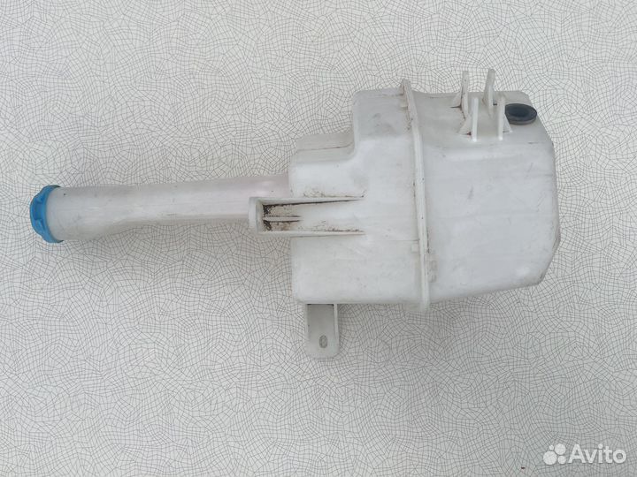 Бачок омывателя hyundai Elantra XD