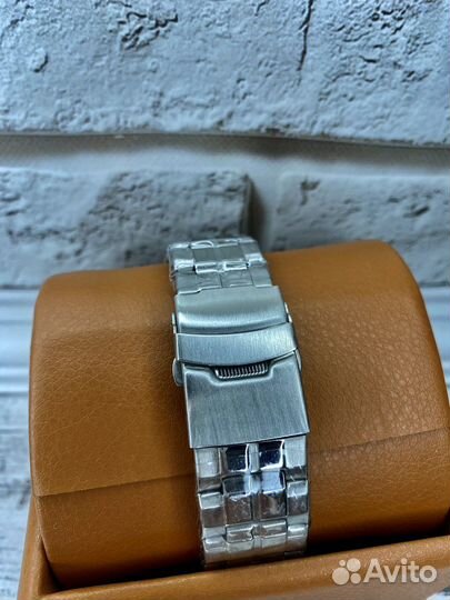 Часы casio edifice новые